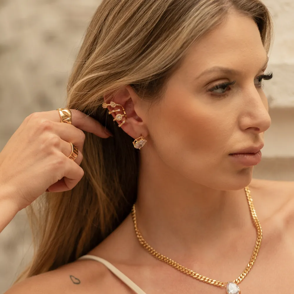 BRINCO FAKE QUATRO AROS COM ZIRCÔNIAS CRISTAIS BANHO OURO 18K
