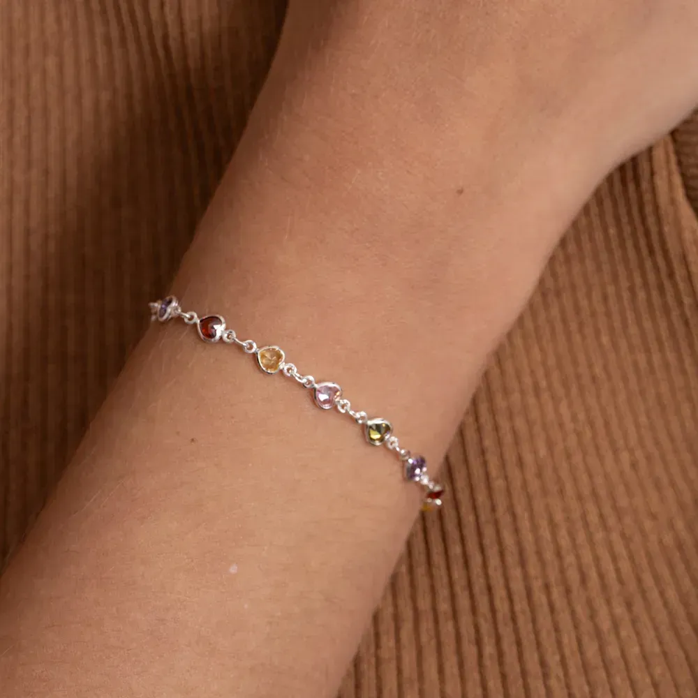 PULSEIRA CORAÇÃO COM PEDRAS COLORIDAS BANHO PRATA