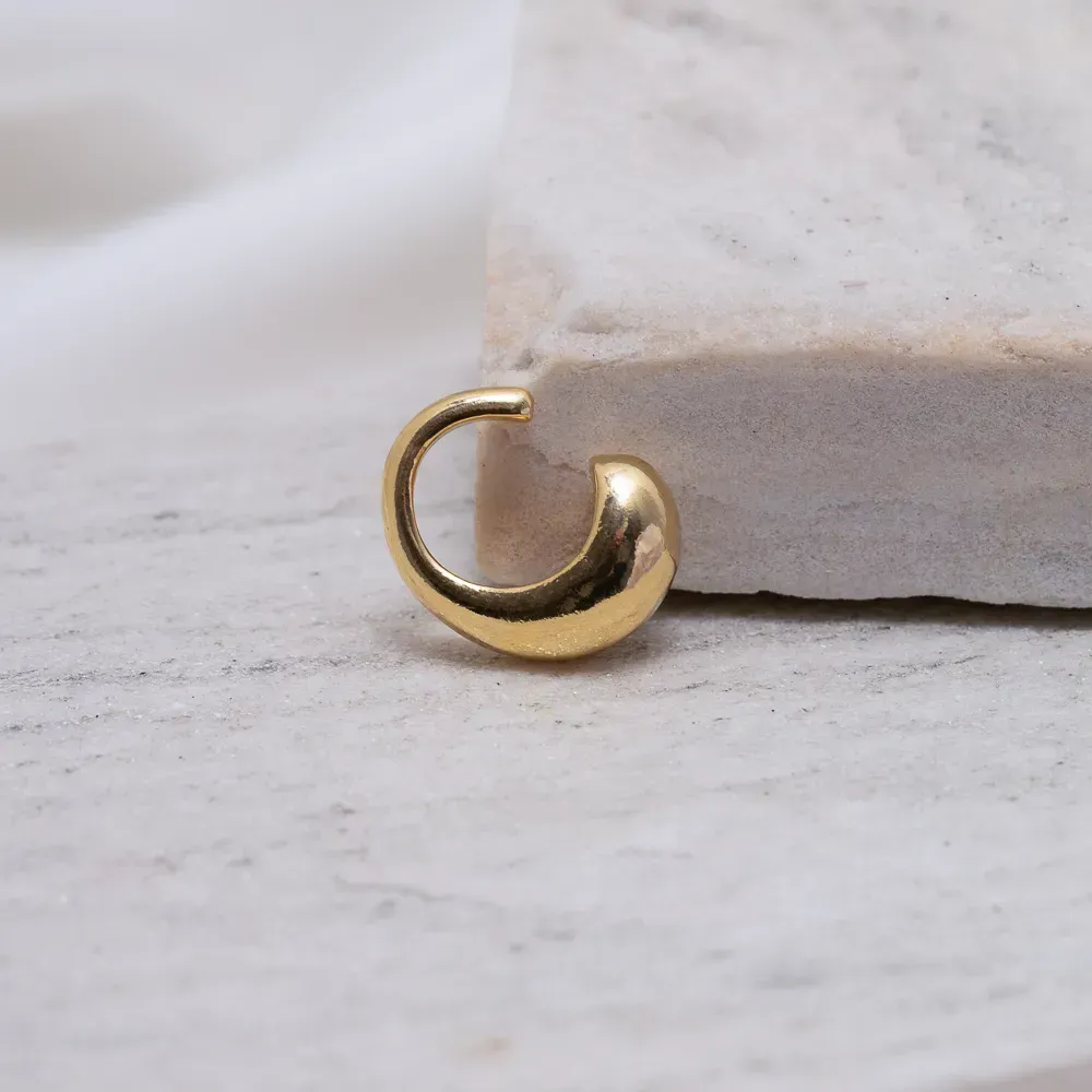 BRINCO FAKE GOTA LISA BANHO OURO 18K