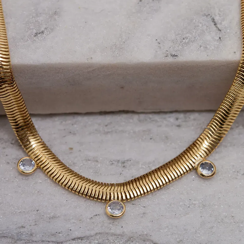 COLAR MALHA ALEMÃ COM ZIRCÔNIAS CRISTAIS BANHO OURO 18K