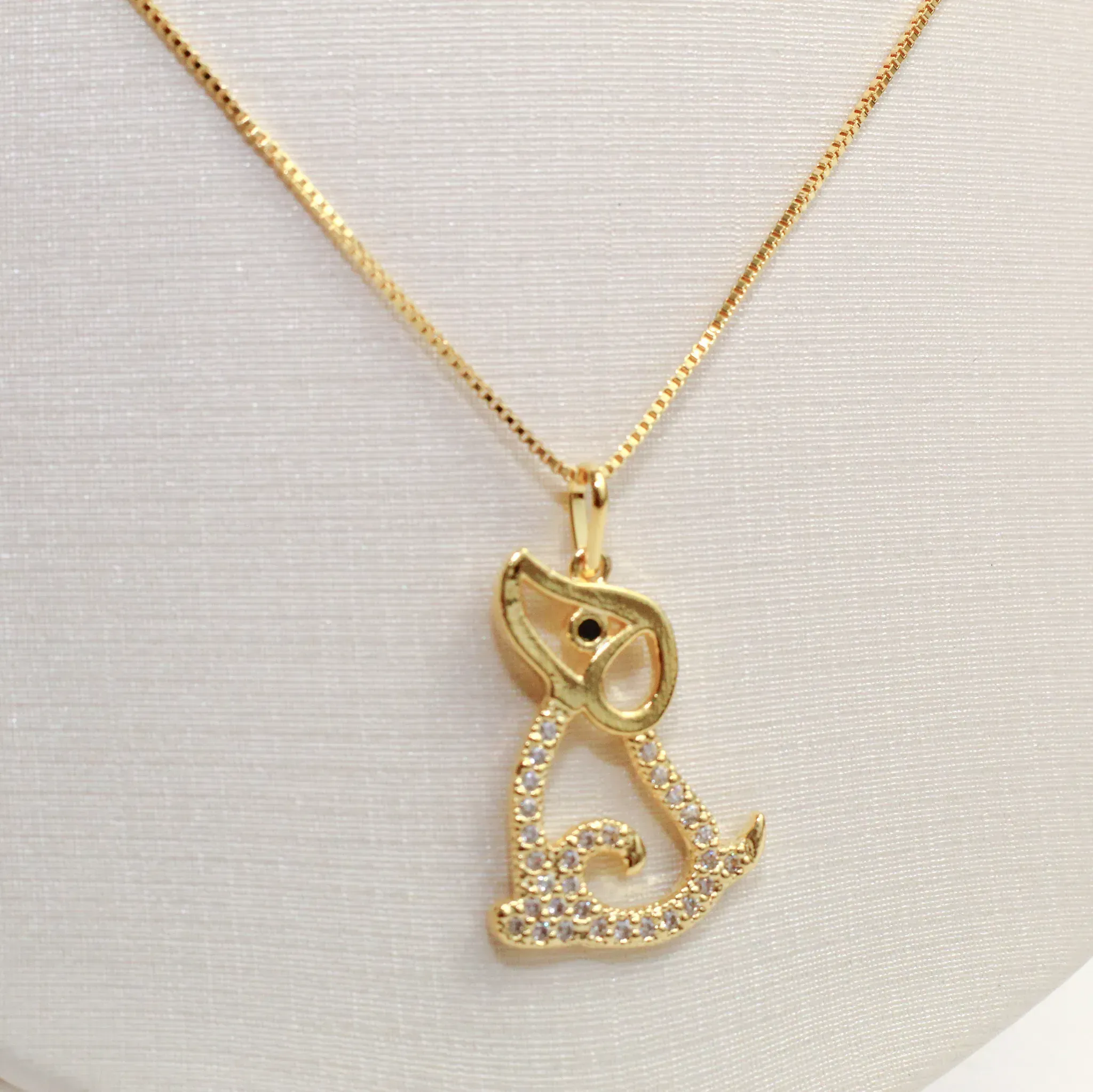 COLAR CACHORRO CRAVEJADO COM ZIRCÔNIAS CRISTAIS BANHO OURO 18K