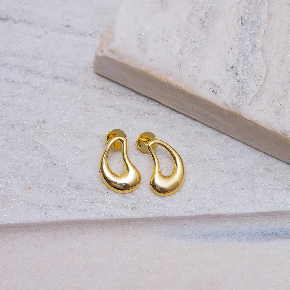 BRINCO ORGÂNICO MANU M BANHO OURO 18K