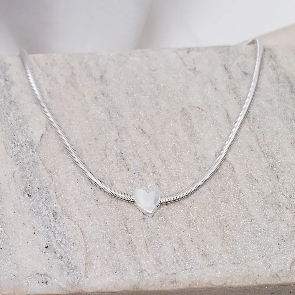 CHOKER FIO ALEMÃO COM CORAÇÃO BANHO PRATA