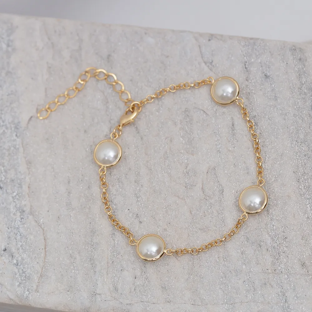 PULSEIRA ELO PORTUGUÊS COM PÉROLAS BANHO OURO 18K