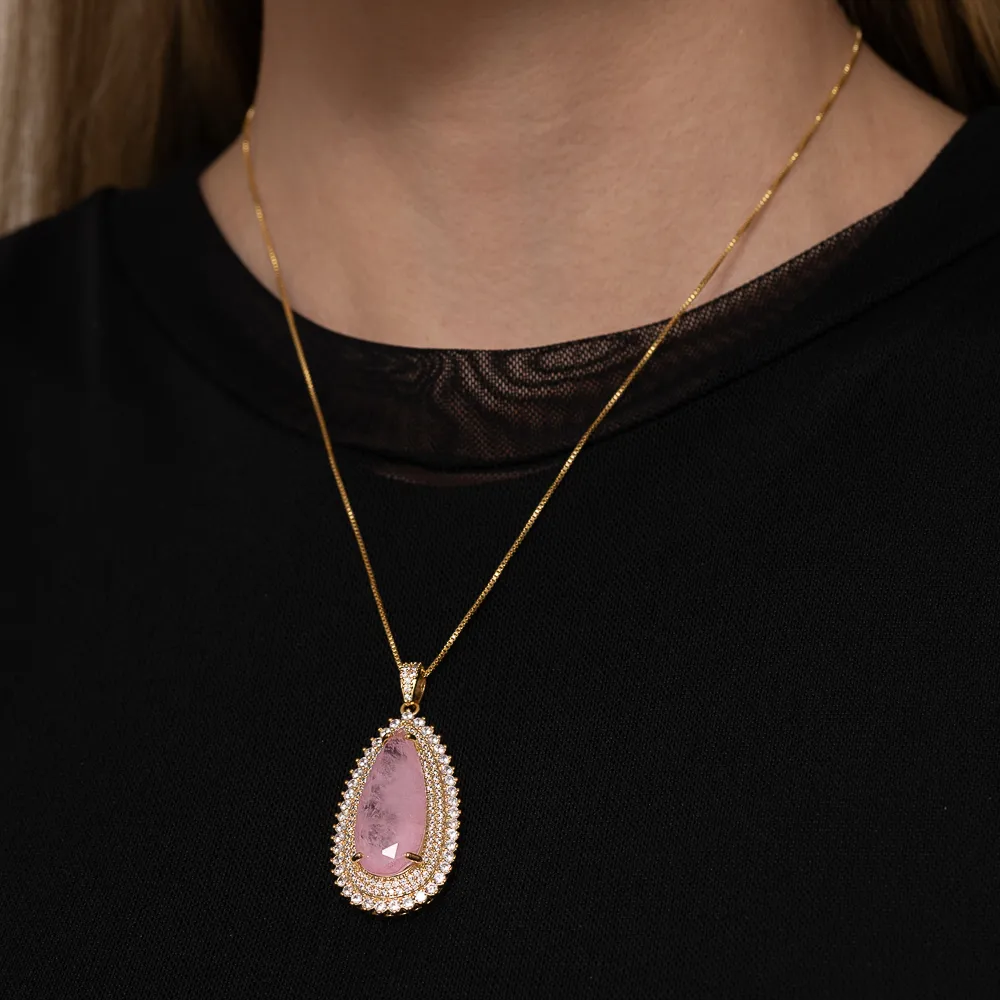 COLAR GOTA COM ZIRCÔNIAS E PEDRA ROSA CLARO G BANHO OURO 18K
