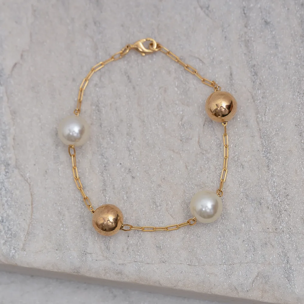 PULSEIRA BOLINHA M LISA E PÉROLA BANHO OURO 18K