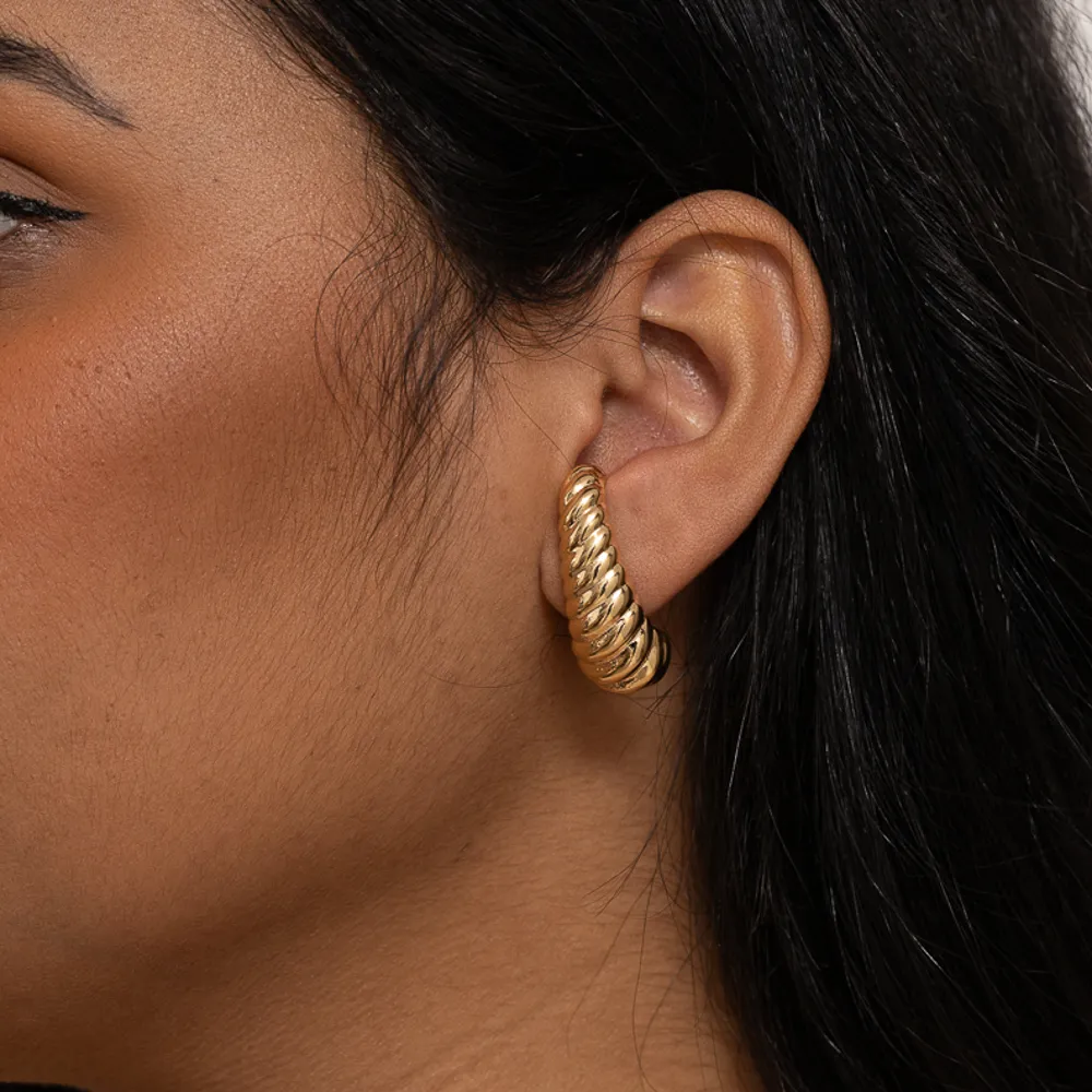 BRINCO EAR CUFF CARACOL BANHO OURO 18K