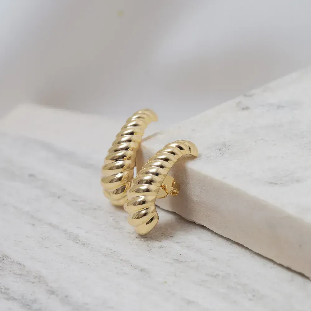 BRINCO EAR CUFF CARACOL BANHO OURO 18K