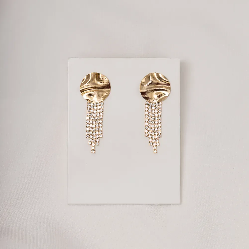 BRINCO VINTAGE FRANJA COM ZIRCÔNIAS CRISTAIS BANHO OURO 18K