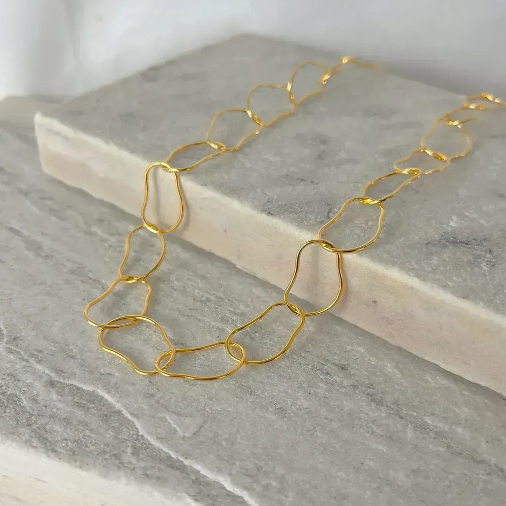 COLAR ELOS IRREGULARES BANHO OURO 18K