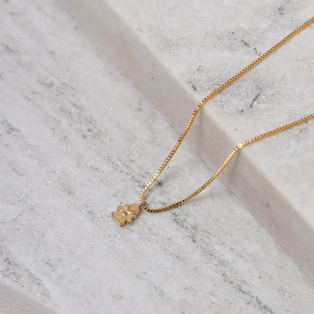 COLAR FILHOS MENINA MINI LISO BANHO OURO 18K