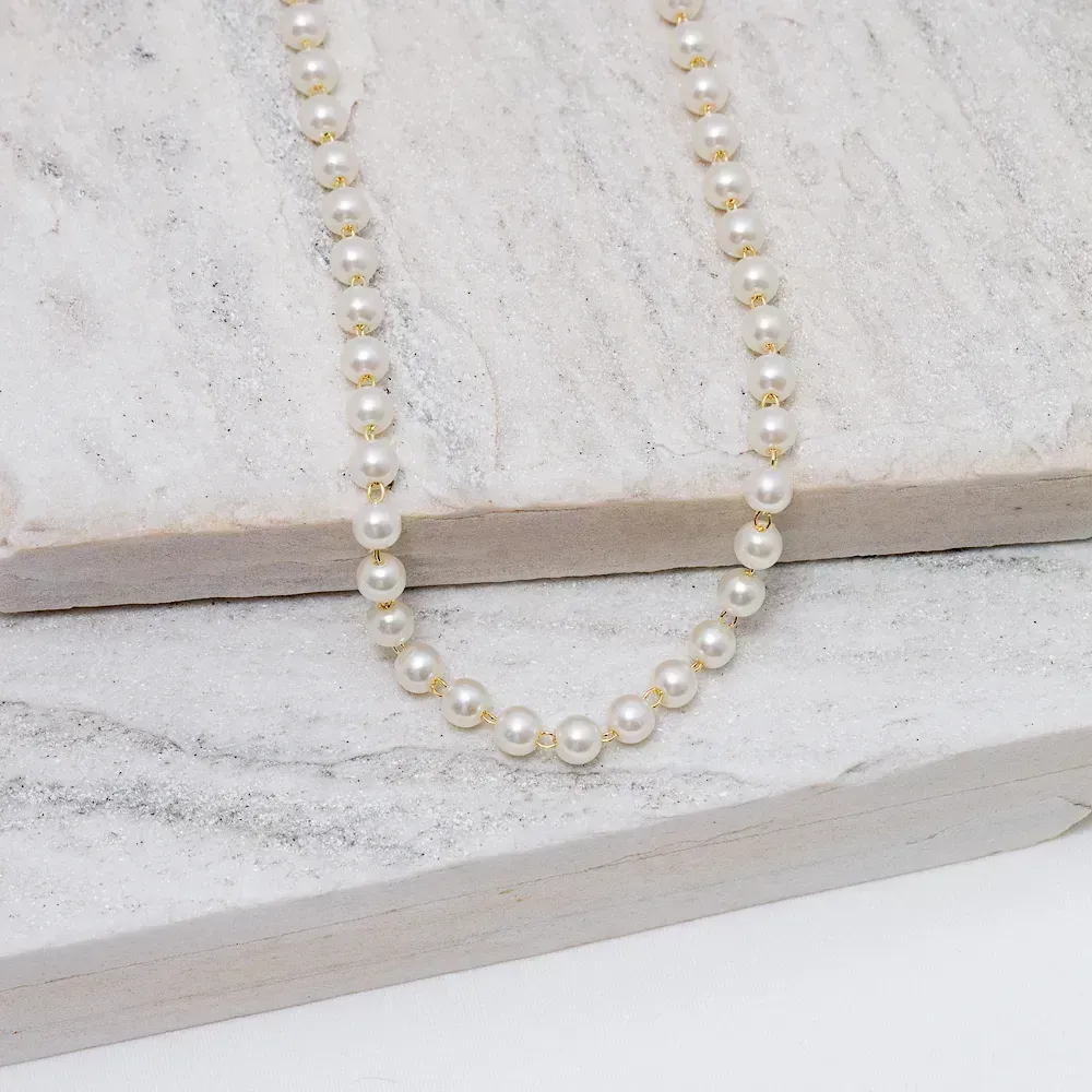COLAR LONGO COM PÉROLAS M BANHO OURO 18K