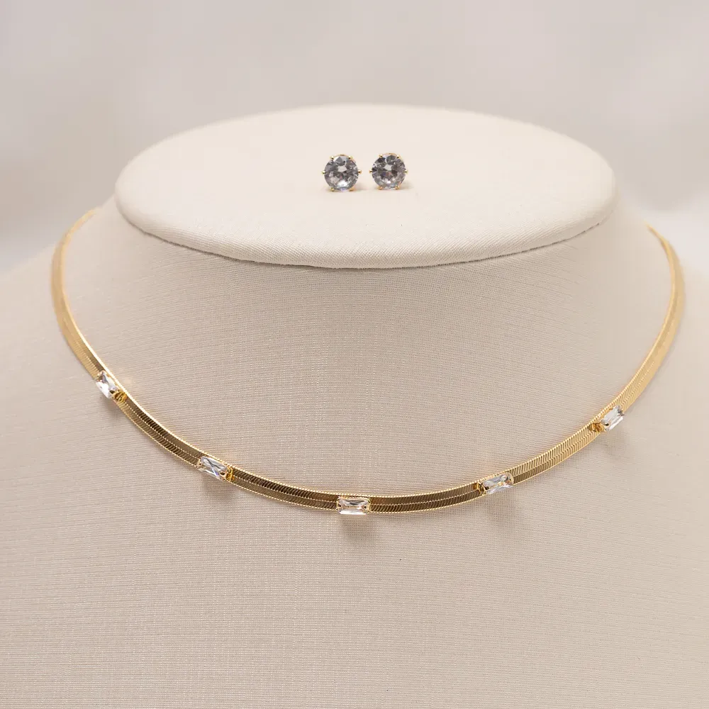 CONJUNTO BRINCO E COLAR FITA COM ZIRCÔNIAS CRISTAIS BANHO OURO 18K