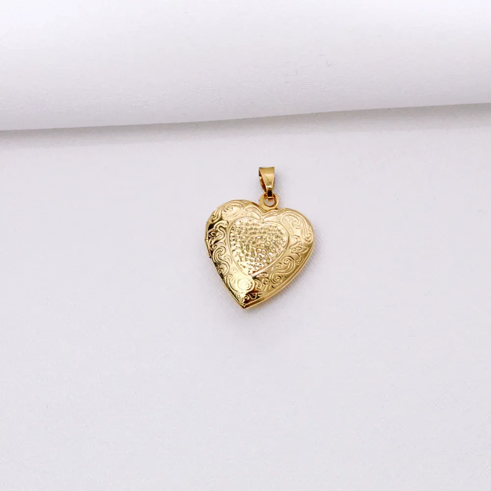 PINGENTE RELICÁRIO CORAÇÃO BANHO OURO 18K