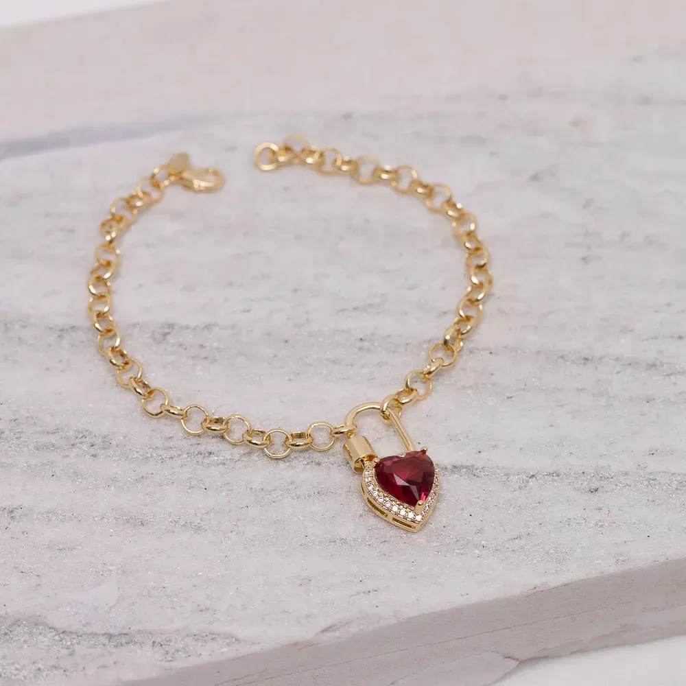 PULSEIRA CADEADO CORAÇÃO COR RUBI ELO PORTUGUÊS BANHO OURO 18K