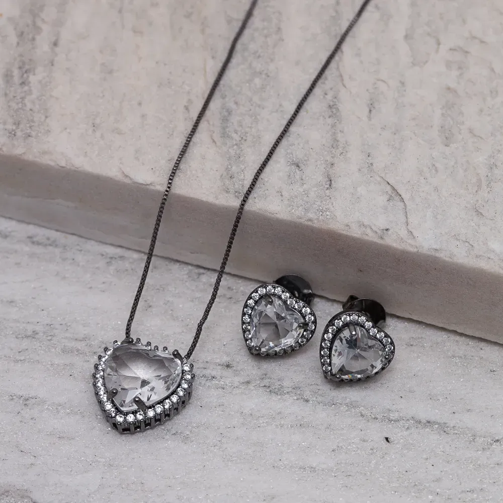 CONJUNTO CORAÇÃO COM PEDRA ZIRCÔNIA FUMÊ BANHO RÓDIO NEGRO