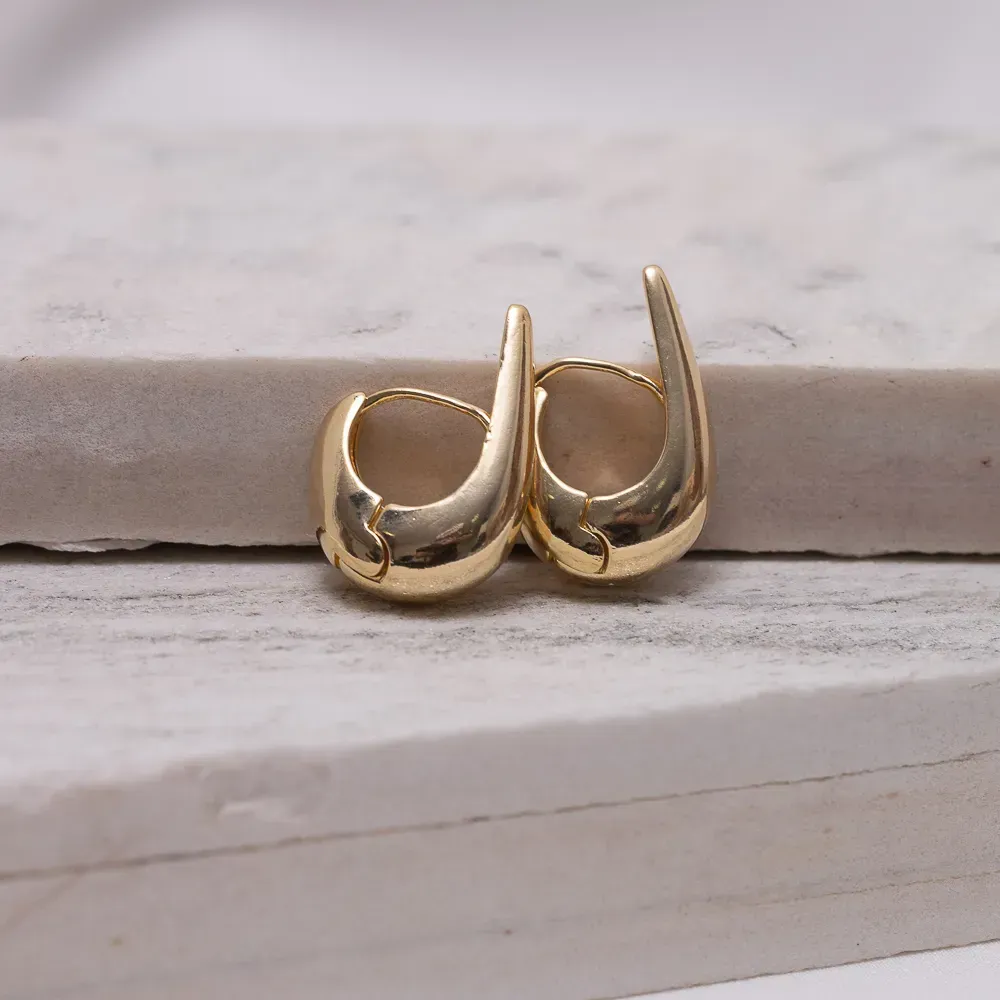 BRINCO ARGOLA  GOTA BAULADA BANHO OURO 18K