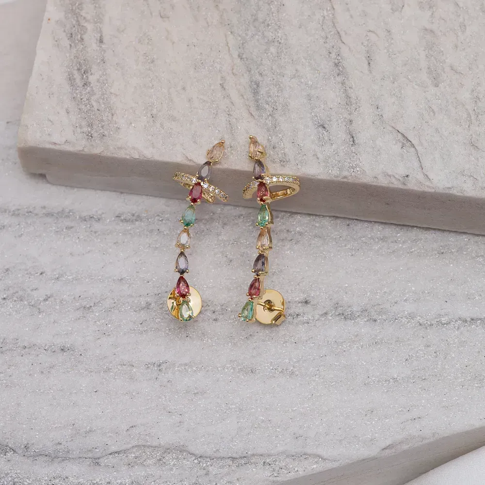 BRINCO EAR CUFF COM PEDRAS GOTINHAS COLORIDAS BANHO OURO 18K