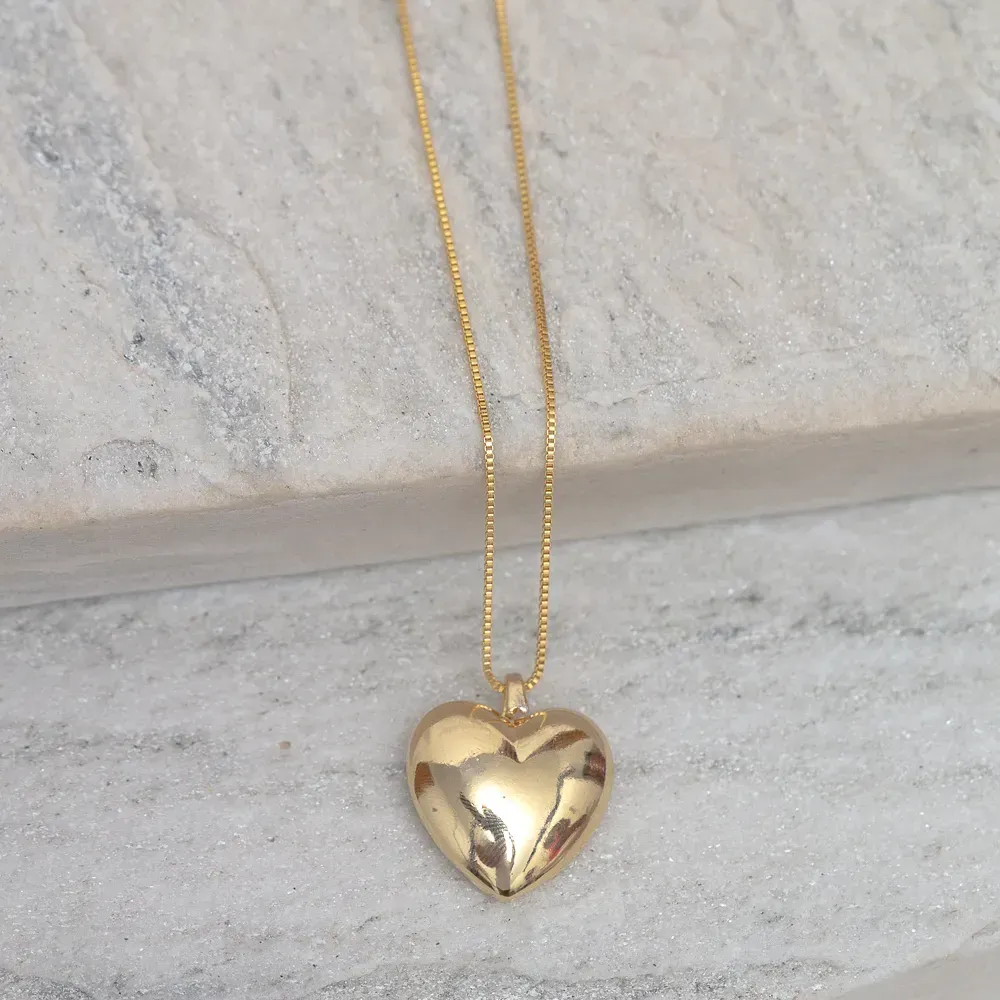 COLAR CORAÇÃO LISO ABAULADO BANHO OURO 18K