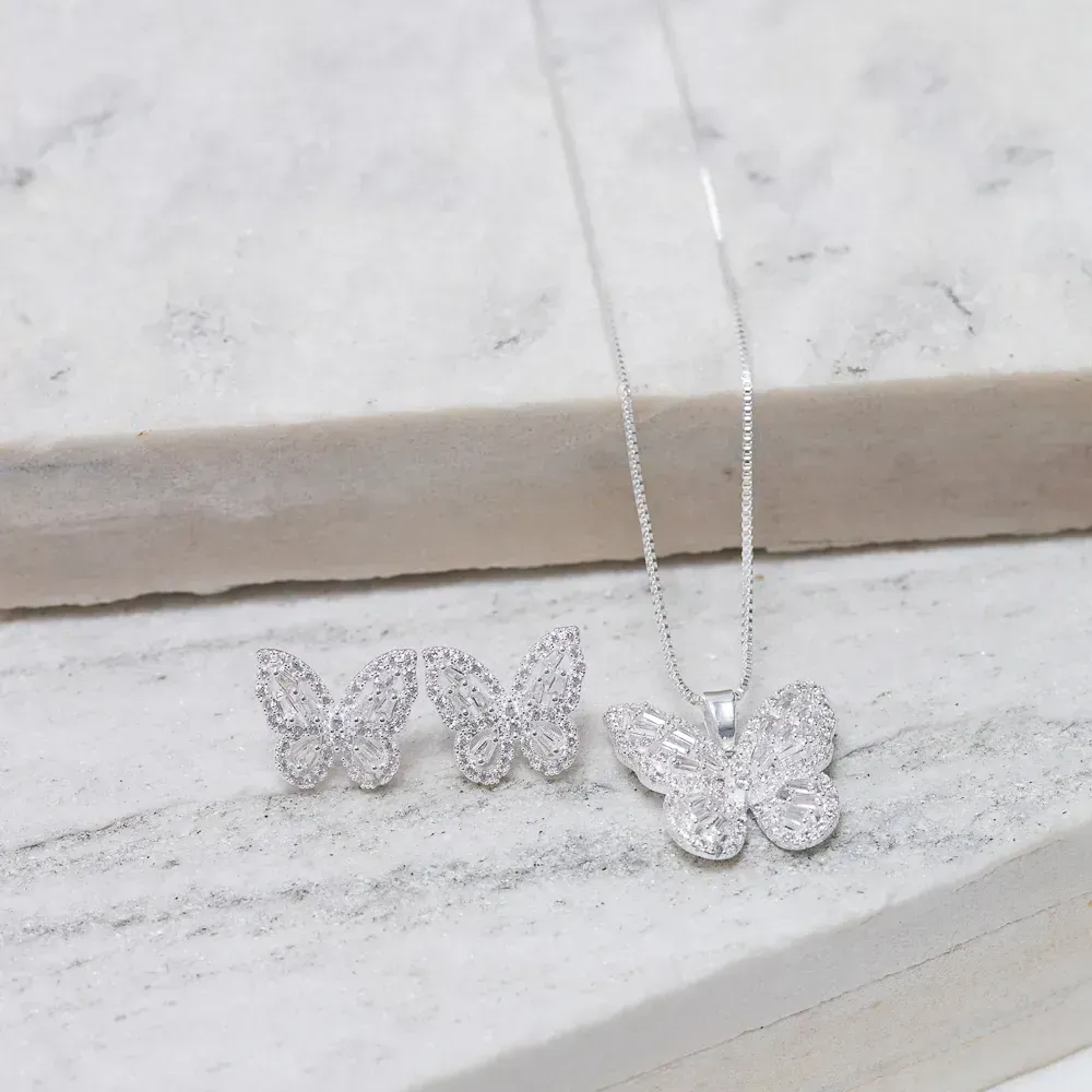 CONJUNTO BORBOLETA COM ZIRCÔNIAS BANHO PRATA