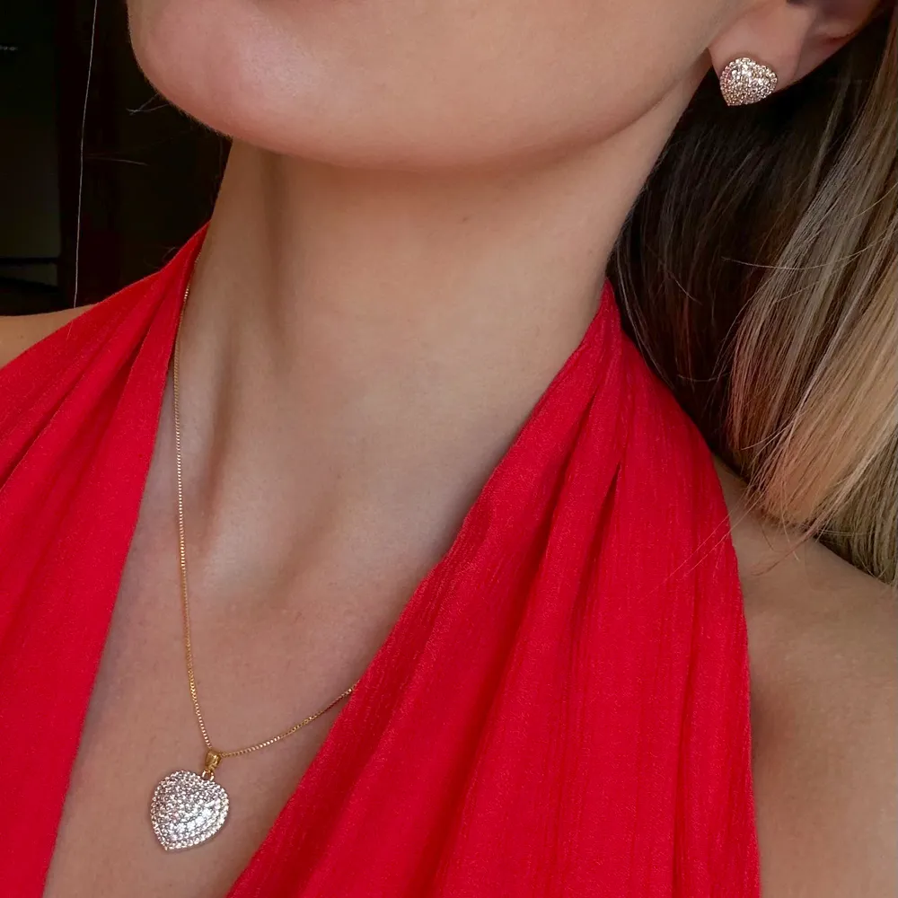 CONJUNTO CORAÇÃO COM ZIRCÔNIAS BANHO OURO 18K