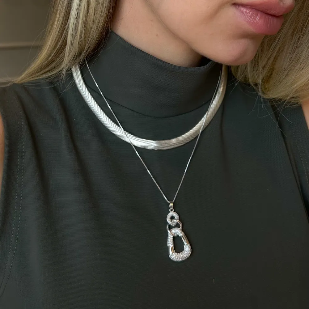 CONJUNTO FESTA ELEGANTE COM ZIRCÔNIAS BANHO PRATA