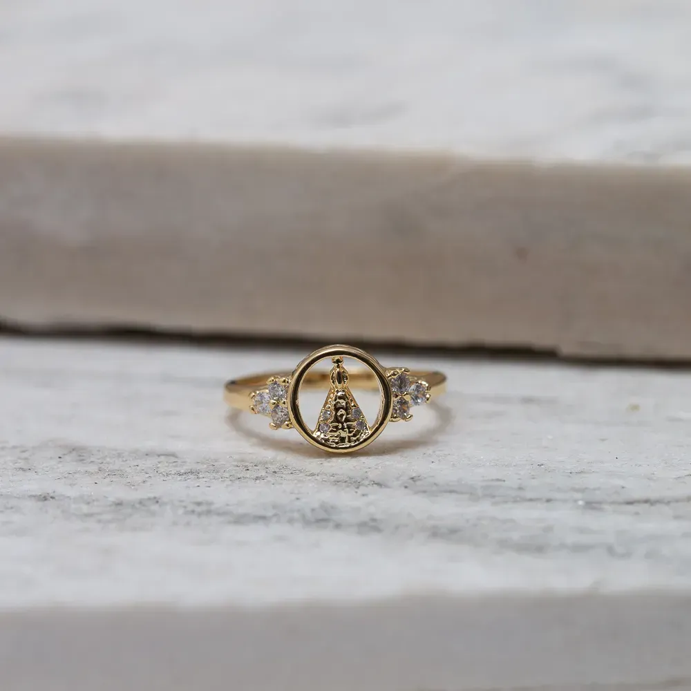 ANEL NOSSA SENHORA COM ZIRCÔNIAS BANHO OURO 18K