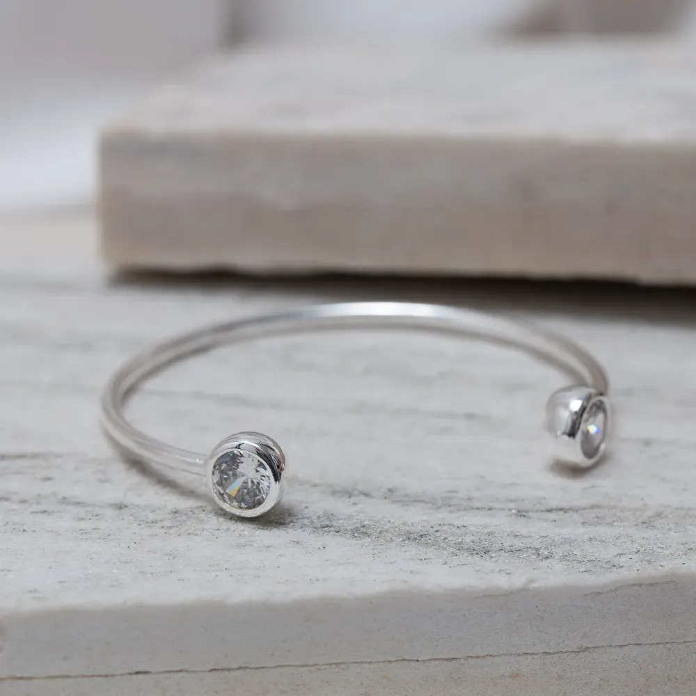 BRACELETE PONTO DE LUZ DUPLO COM PEDRA CRISTAL BANHO PRATA