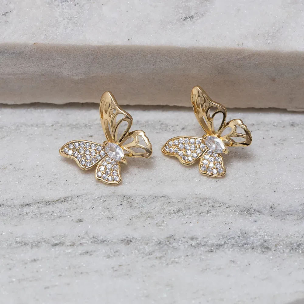 BRINCO BORBOLETA LISA E COM ZIRCÔNIA BANHO OURO 18K
