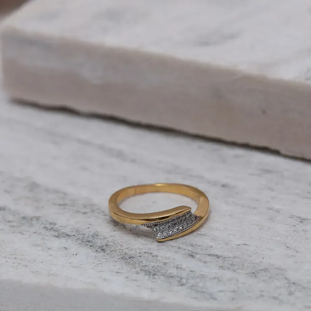 ANEL MARIANA COM CANETA RÓDIO BRANCO BANHO OURO 18K