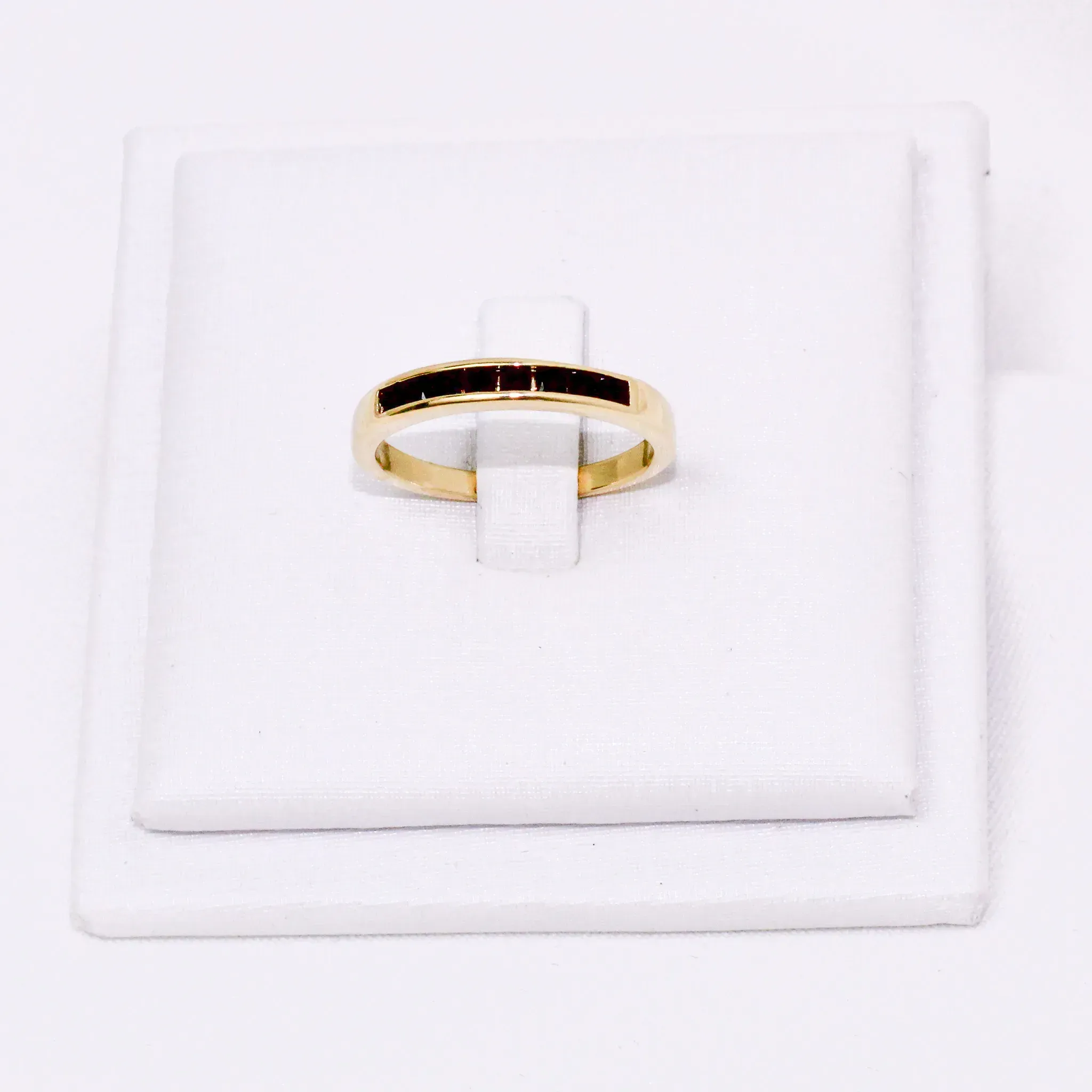 ANEL ZIRCÔNIA PRETO BANHO OURO 18K