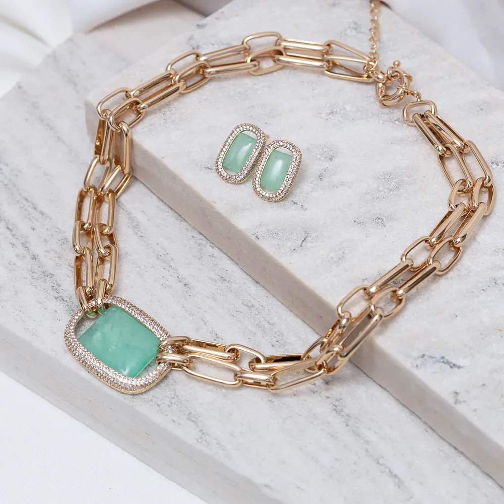 CONJUNTO ELOS COM PEDRA VERDE TIFFANY GRANDE BANHO OURO 18K