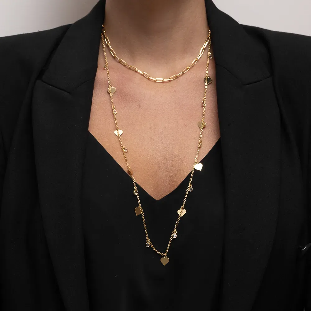 COLAR LONGO CORAÇÃO E CRISTAIS BANHO OURO 18K