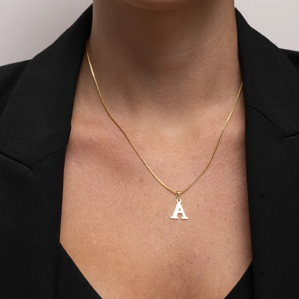 COLAR PINGENTE LETRA A LISA BANHO OURO 18K