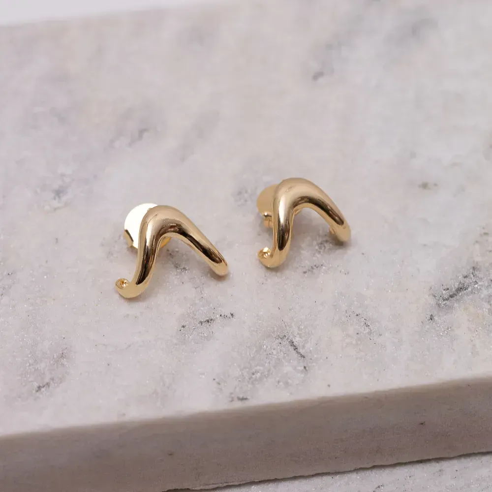 BRINCO ESTILO EAR CUFF LISO BANHO OURO 18K
