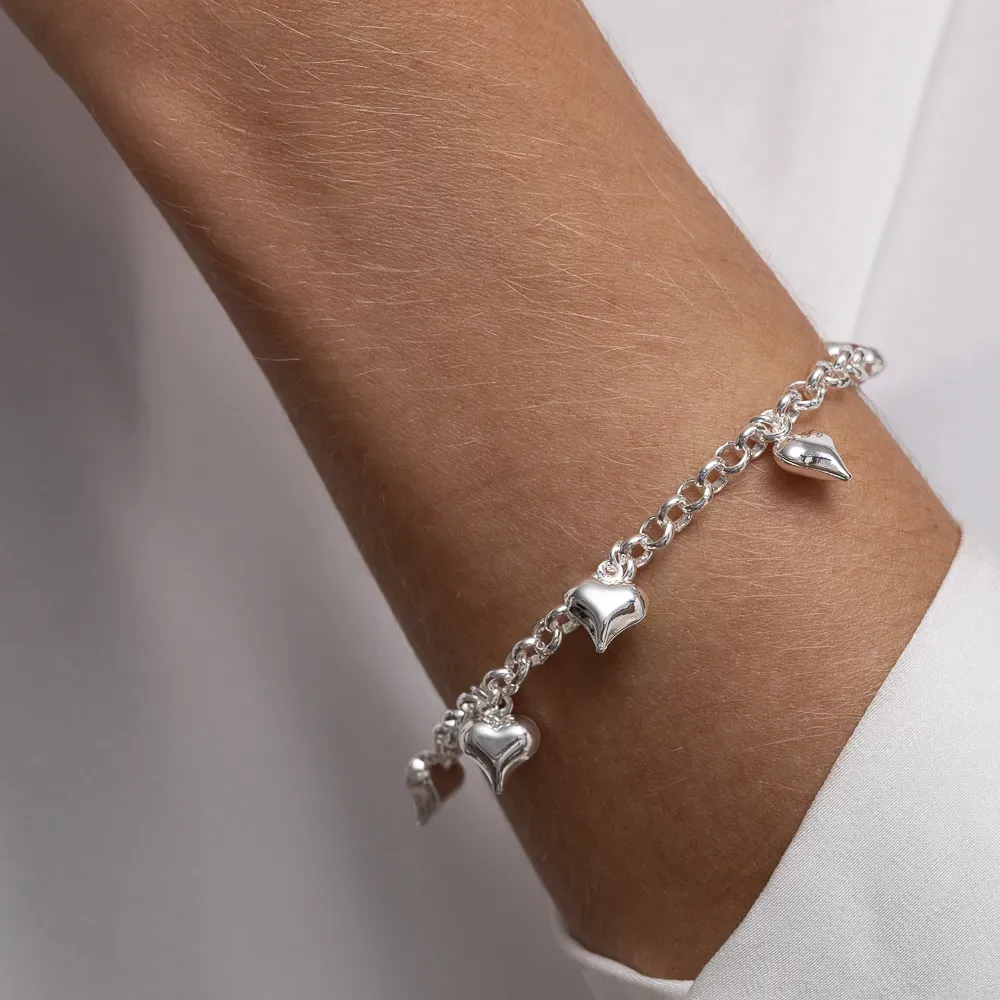 PULSEIRA ELO PORTUGUÊS COM PINGENTE CORAÇÃO BANHO PRATA