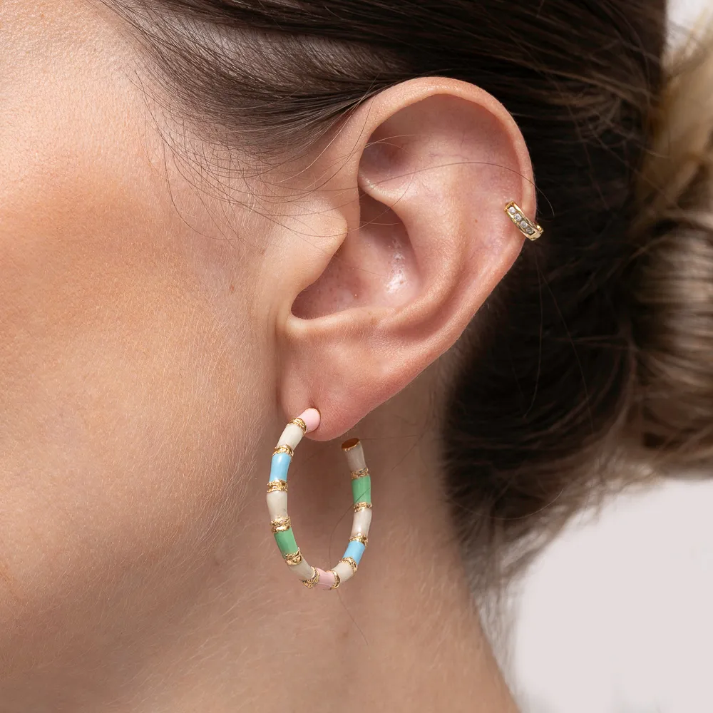 BRINCO ARGOLA ESMALTADA COLORIDA BANHO OURO 18K