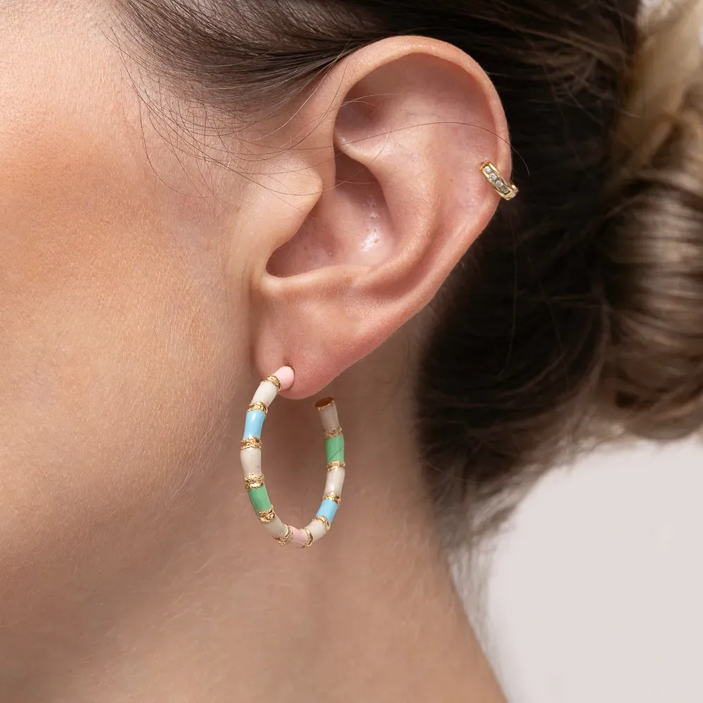 BRINCO ARGOLA ESMALTADA COLORIDA BANHO OURO 18K