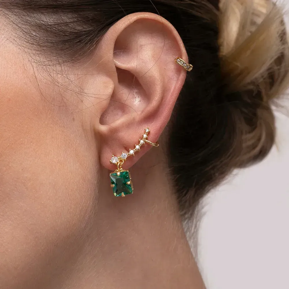 BRINCO EAR CUFF COM PEDRA VERDE TIFFANY BANHO OURO 18K