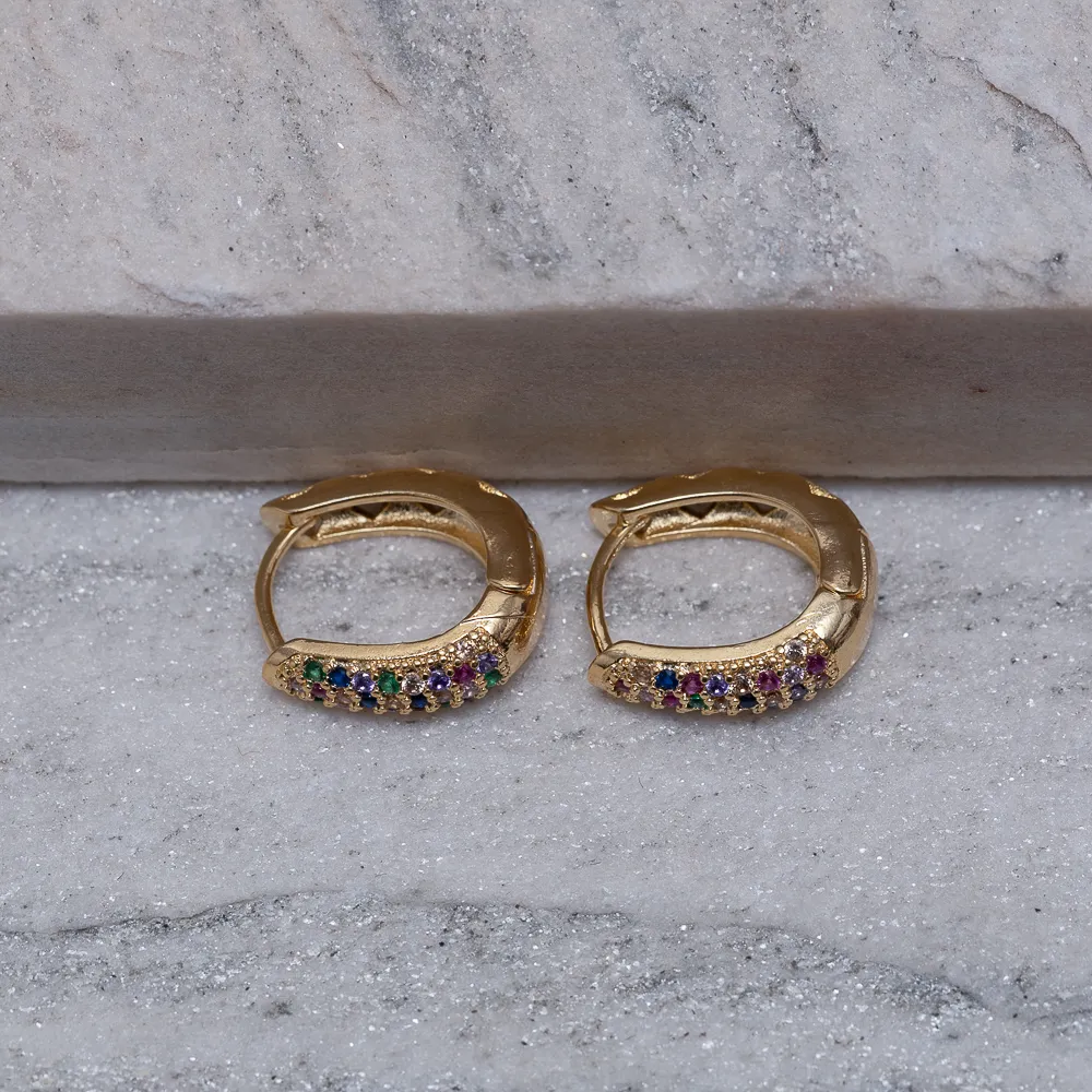 BRINCO ARGOLA GOTA COM ZIRCÔNIAS COLORIDAS BANHO OURO 18K