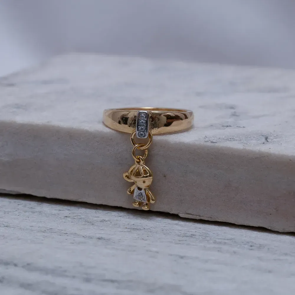 ANEL FILHOS MENINO COM BONÉ BANHO OURO 18K