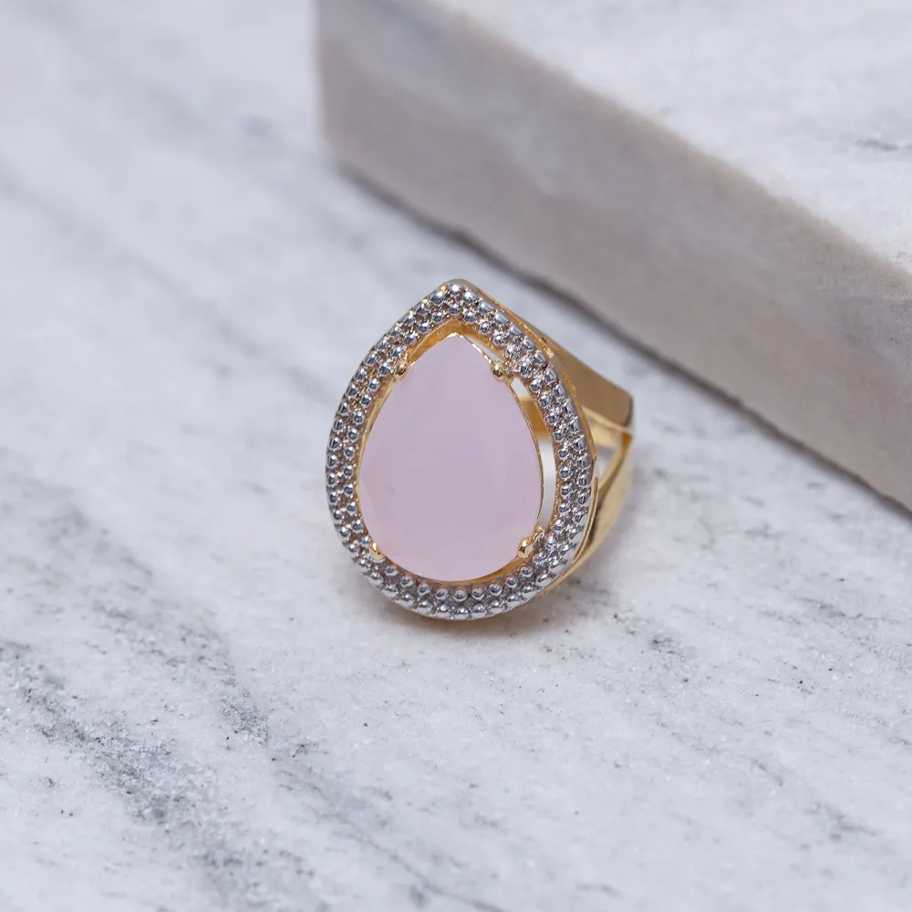 ANEL GOTA PEDRA ROSA CLARO COM ZIRCÔNIAS BANHO OURO 18K