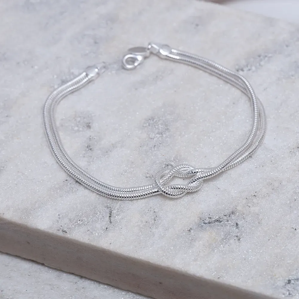 PULSEIRA FIO ALEMÃO COM NÓ BANHO PRATA