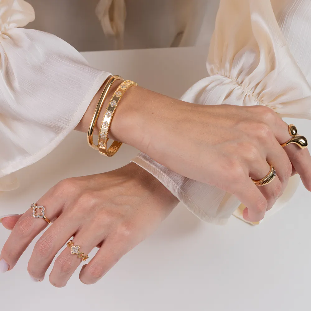 BRACELETE QUADRADO LISO BANHO OURO 18K