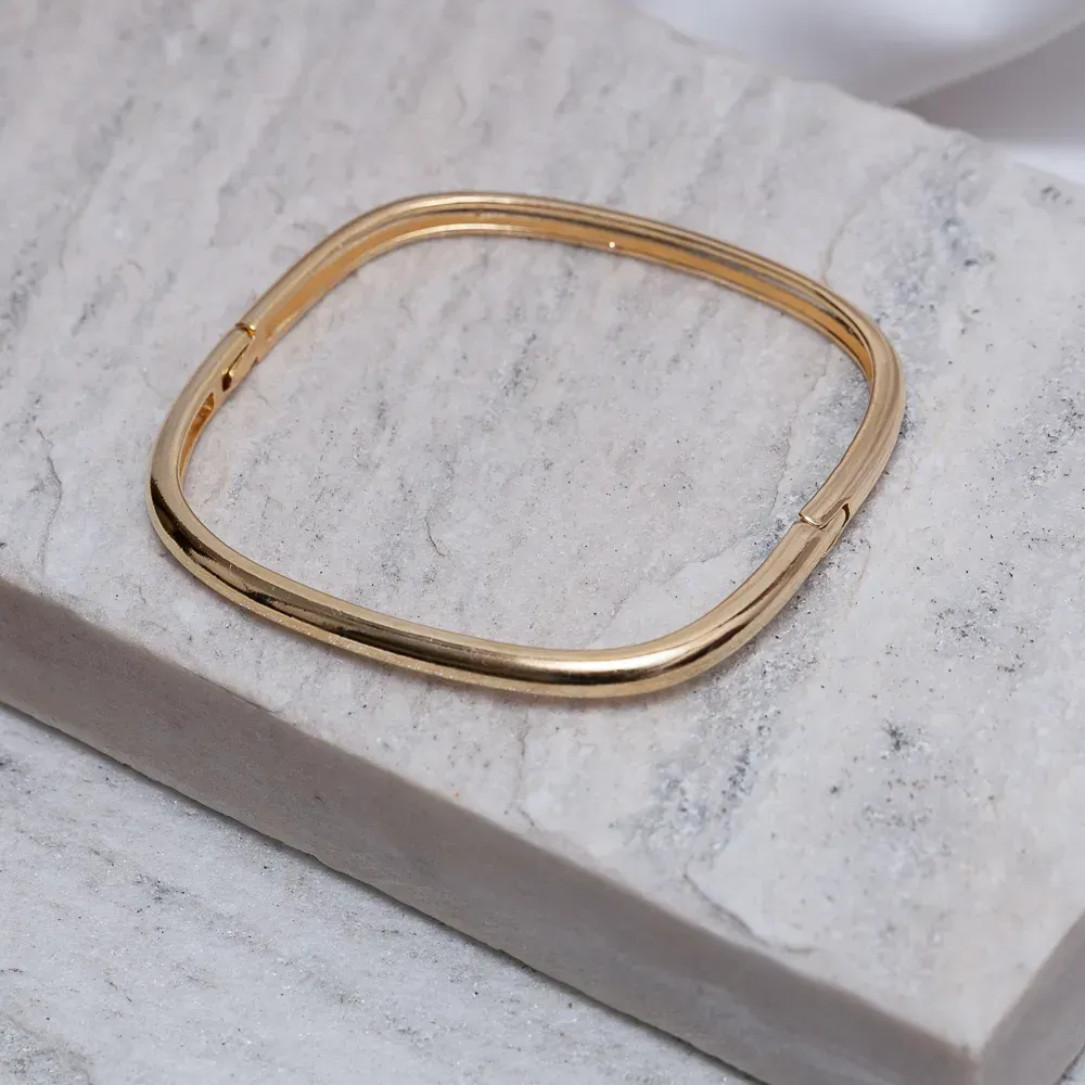 BRACELETE QUADRADO LISO BANHO OURO 18K