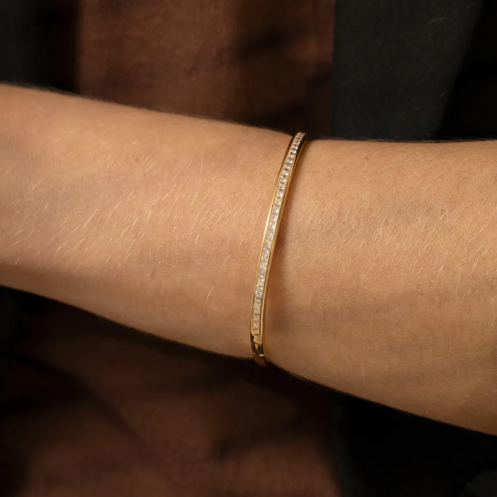 BRACELETE FINO COM ZIRCÔNIA BANHO OURO 18K