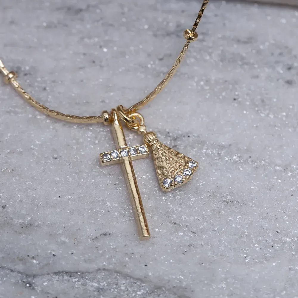 COLAR NOSSA SENHORA E CRUZ BANHO OURO 18K