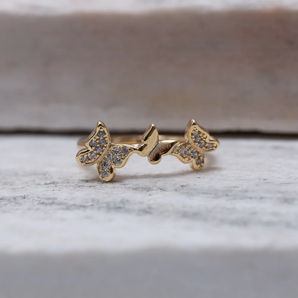 ANEL BORBOLETAS CRAVEJADAS BANHO OURO 18K