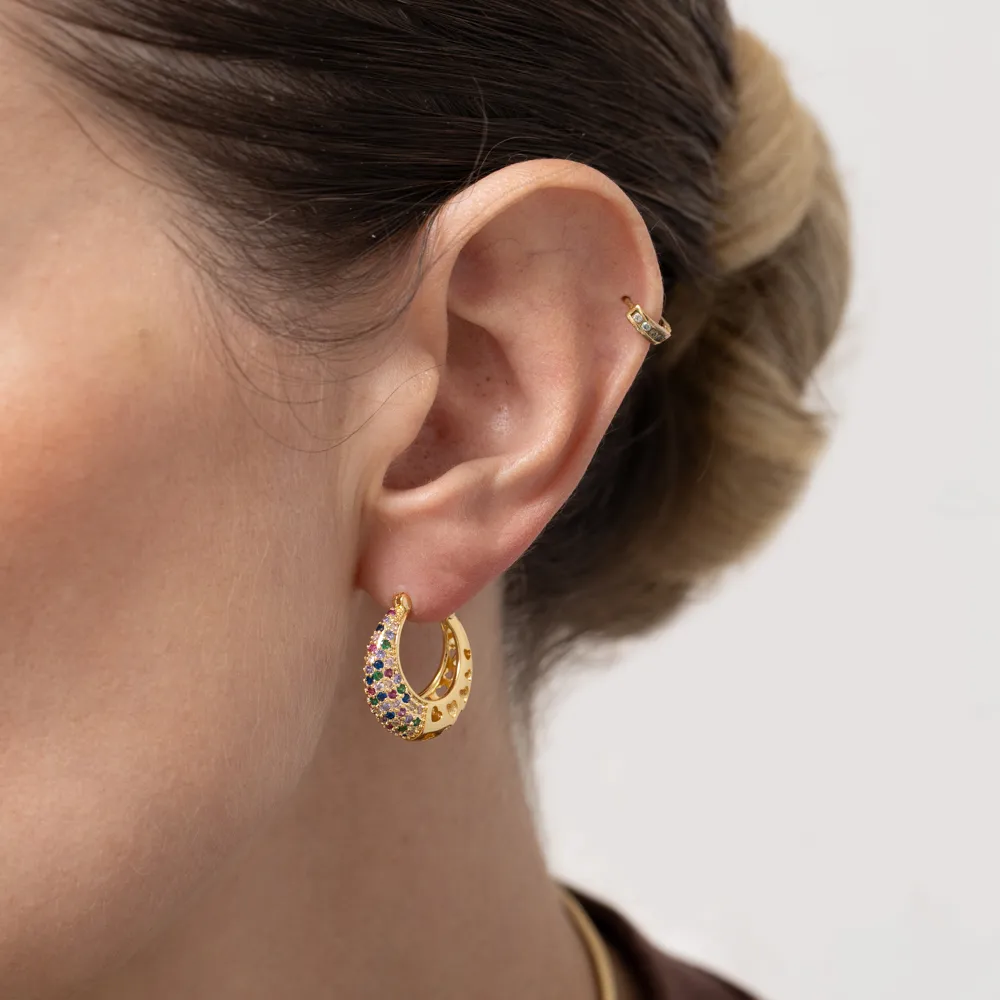 BRINCO ARGOLA CRAVEJADA COLORIDA FECHO JOIA BANHO OURO 18K