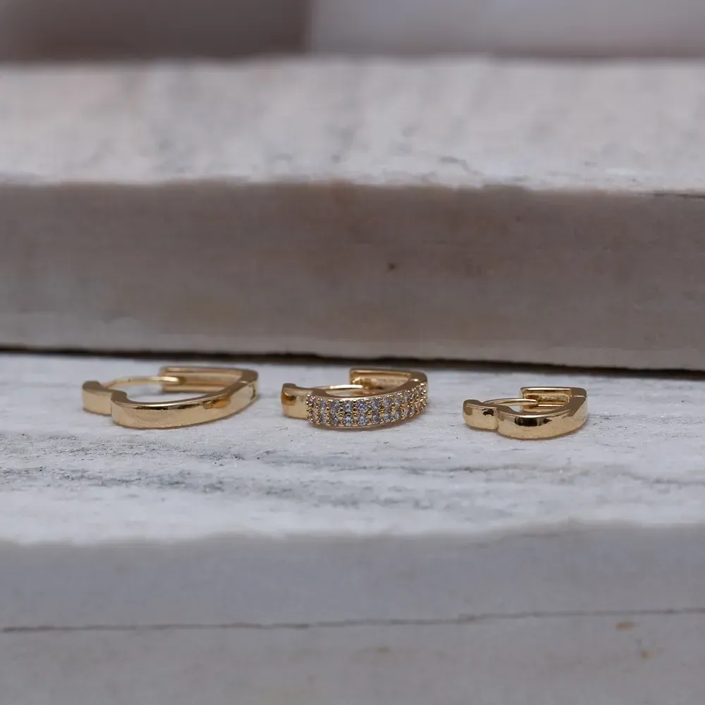 BRINCO ARGOLA CORAÇÃO P LISO BANHO OURO 18K